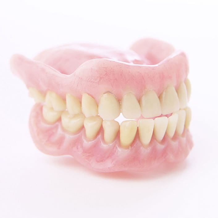 Complete dentures